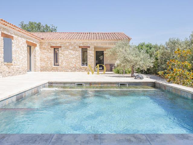 Vente Propriété 7 pièces 149 m2 Gordes