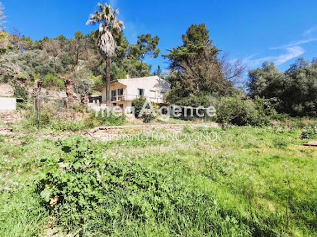 Vente Propriété 7 pièces 150 m2 Le Cannet des Maures