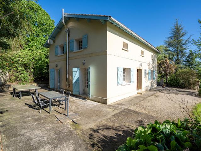 Vente Propriété 7 pièces 168 m2 Gondrin