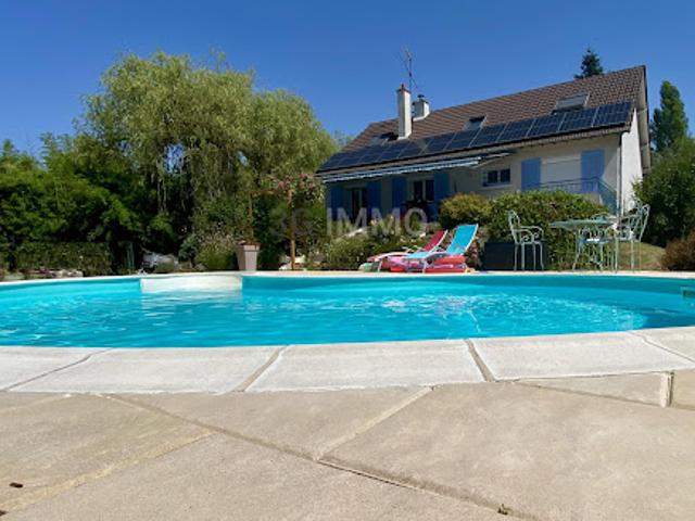 Vente Propriété 7 pièces 160 m2 Chevillon sur Huillard