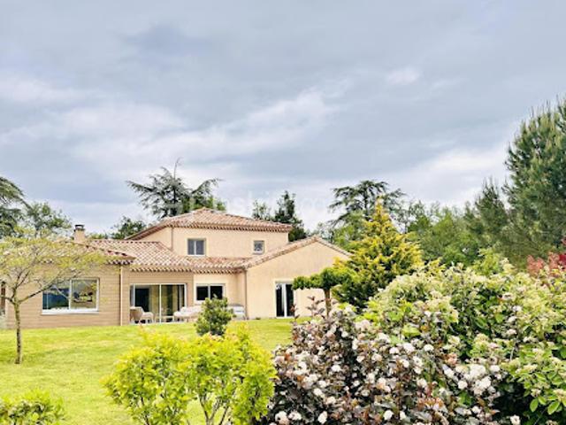 Vente Propriété 7 pièces 175 m2 Saint Romain d'Ay