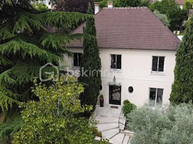 Vente Propriété 7 pièces 180 m2 Medan