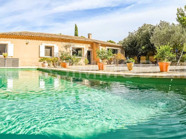 Vente Propriété 7 pièces 170 m2 Avignon