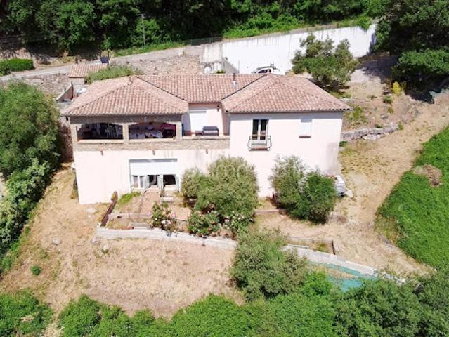 Vente Propriété 7 pièces 170 m2 Poujols