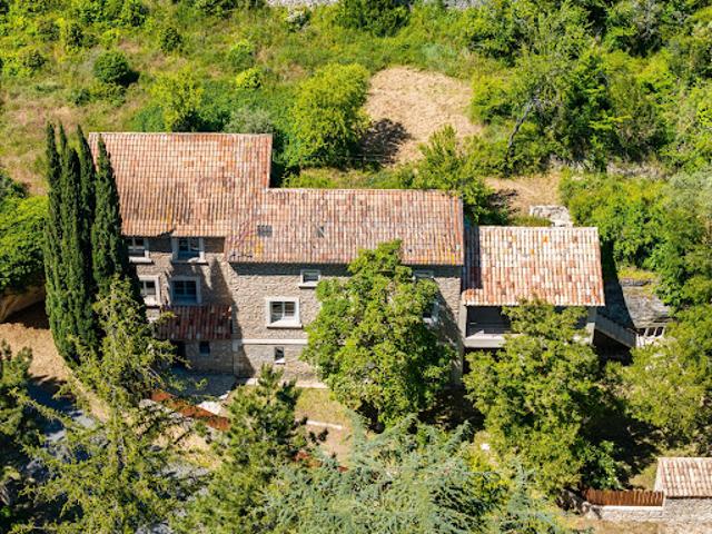 Vente Propriété 7 pièces 200 m2 Bonnieux
