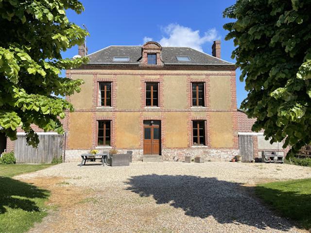 Vente Propriété 7 pièces 217.69 m2 Argueil