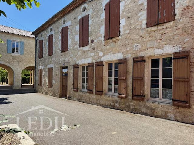 Vente Propriété 7 pièces 210 m2 Gondrin