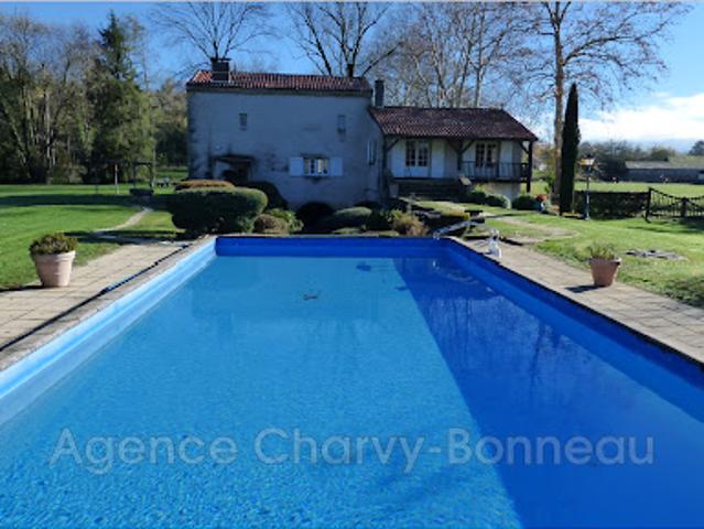 Vente Propriété 7 pièces 213 m2 Lescure