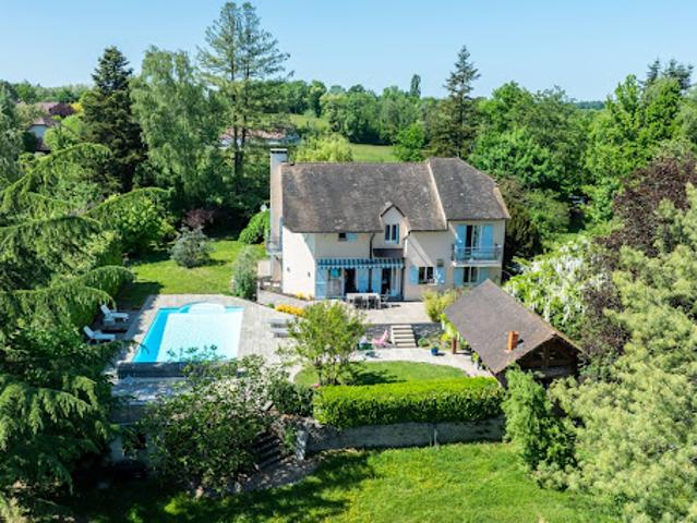 Vente Propriété 7 pièces 225 m2 Bletterans