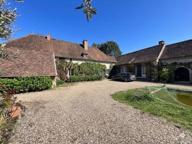 Vente Propriété 7 pièces 242 m2 Saint Rémy sur Creuse