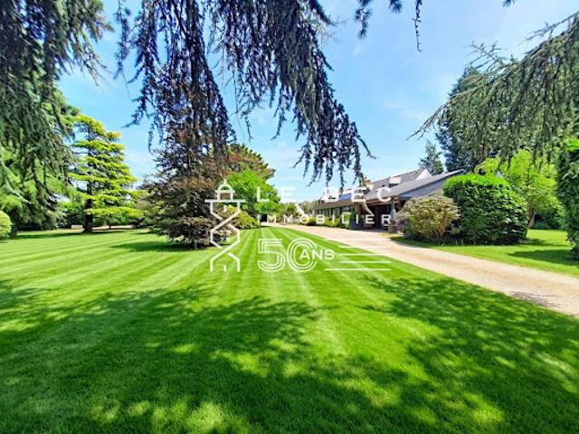 Vente Propriété 7 pièces 258 m2 Quéven
