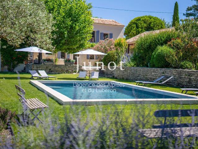 Vente Propriété 7 pièces 250 m2 Oppède