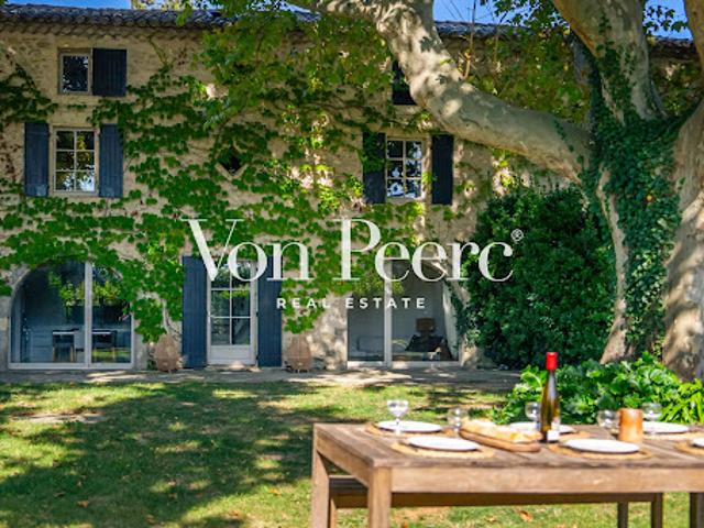 Vente Propriété 7 pièces 250 m2 Avignon