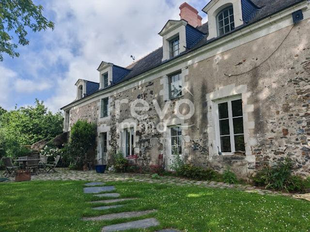 Vente Propriété 7 pièces 266 m2 Béhuard
