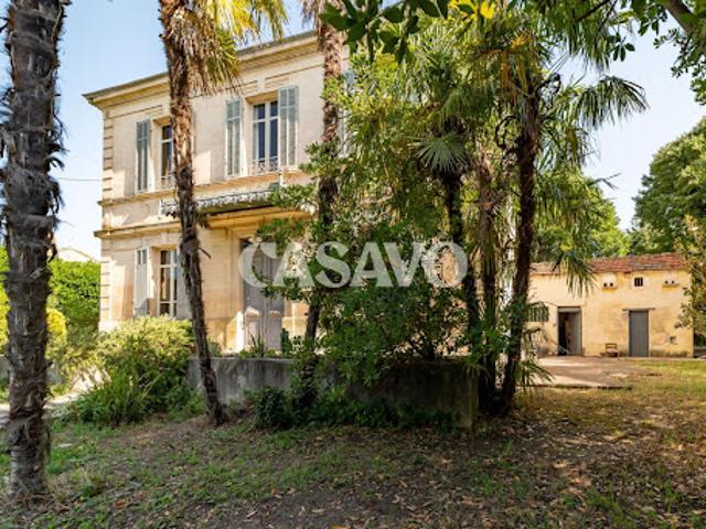 Vente Propriété 7 pièces 270 m2 Arles