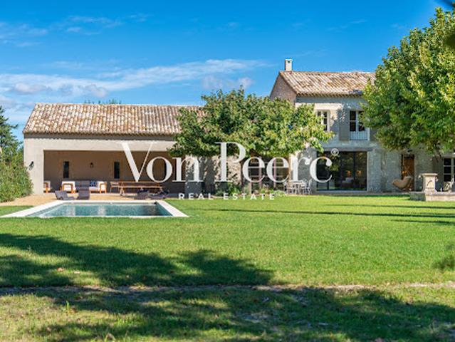 Vente Propriété 7 pièces 270 m2 Saint Rémy de Provence