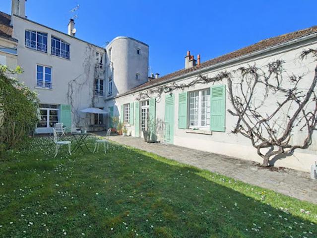 Vente Propriété 7 pièces 272 m2 Crécy la Chapelle
