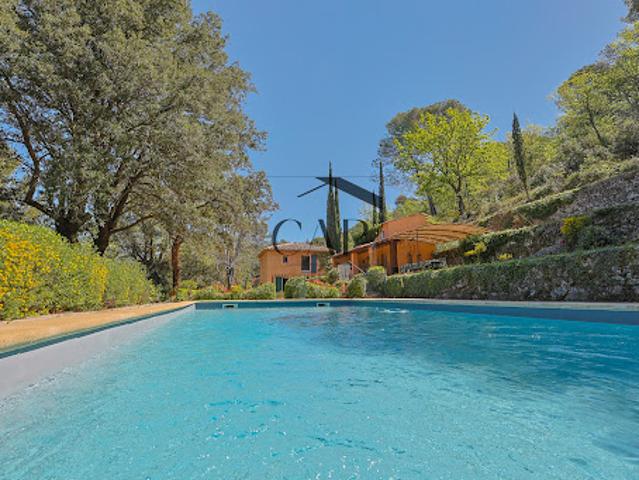 Vente Propriété 7 pièces 300 m2 Aix en Provence
