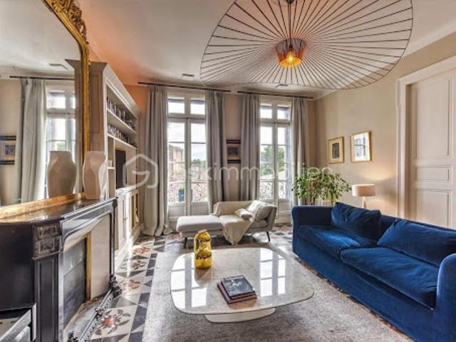 Vente Propriété 7 pièces 390 m2 Loupian