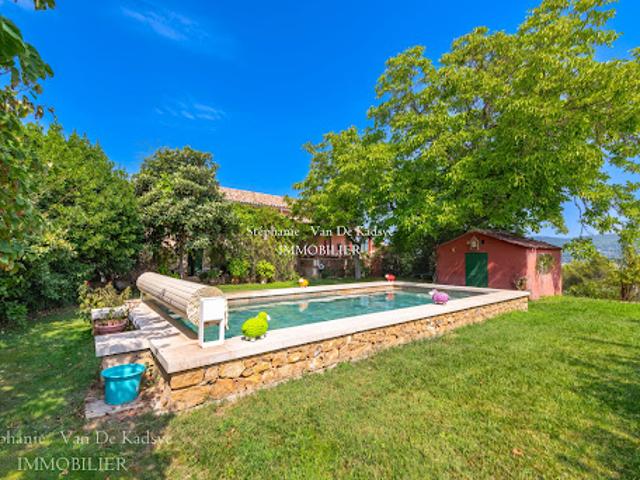 Vente Propriété 7 pièces 440 m2 Draguignan
