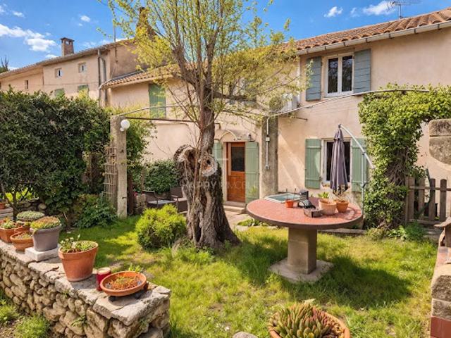 Vente Propriété 4 pièces 60 m2 Saint Rémy de Provence