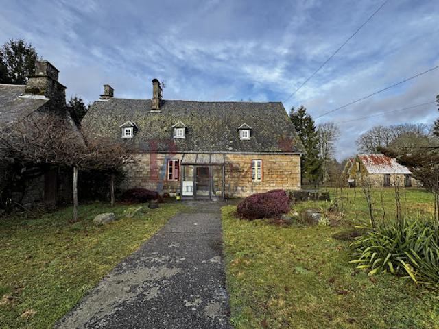 Vente Propriété 4 pièces 74.4 m2 Marcillac la Croisille