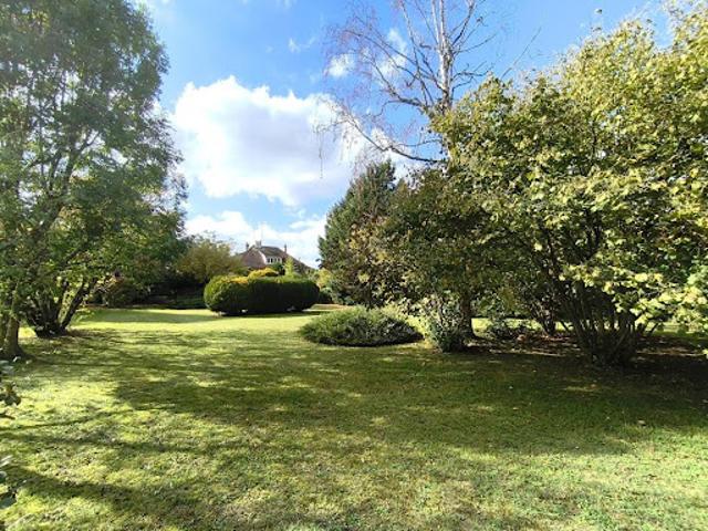 Vente Propriété 5 pièces 146 m2 Germigny l'Evêque