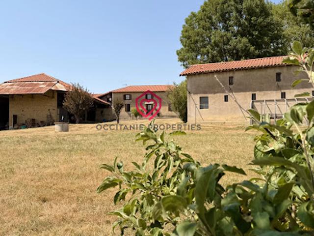 Vente Propriété 5 pièces 140 m2 Escanecrabe