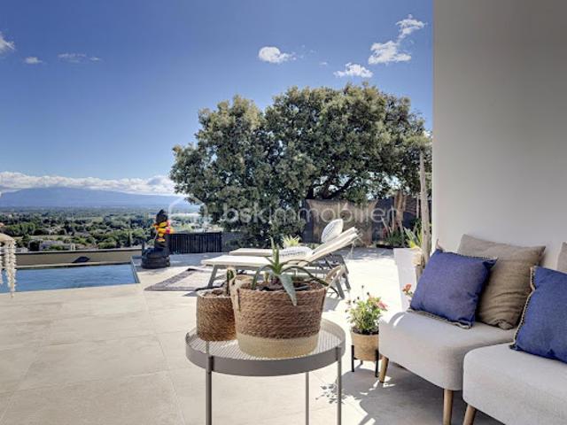 Vente Propriété 5 pièces 205 m2 Vedène