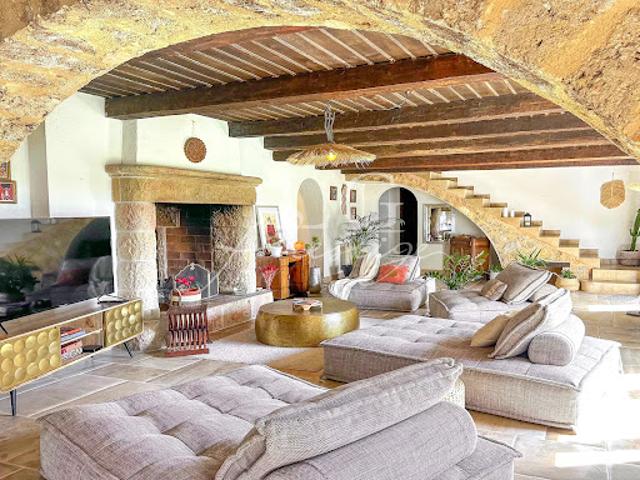 Vente Propriété 5 pièces 235 m2 Montauroux