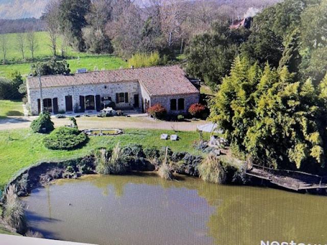Vente Propriété 5 pièces 278 m2 Fources