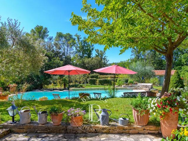 Vente Propriété 5 pièces 96 m2 Le Beausset