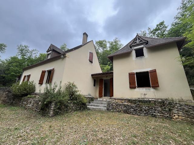Vente Propriété 6 pièces 140 m2 Saint Léon sur Vézère
