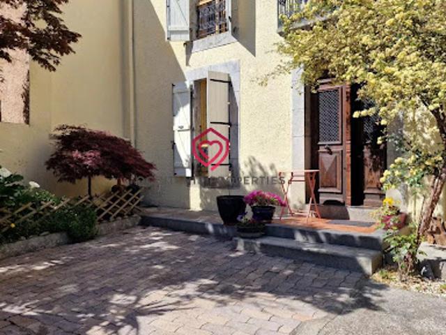 Vente Propriété 6 pièces 154 m2 Prat Bonrepaux