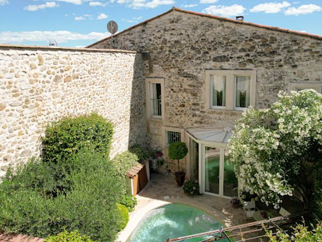 Vente Propriété 6 pièces 156.36 m2 Uzès