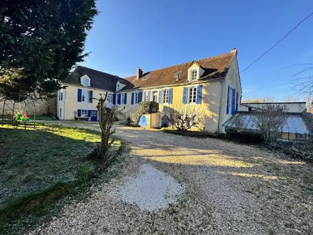 Vente Propriété 6 pièces 163.18 m2 Auxerre
