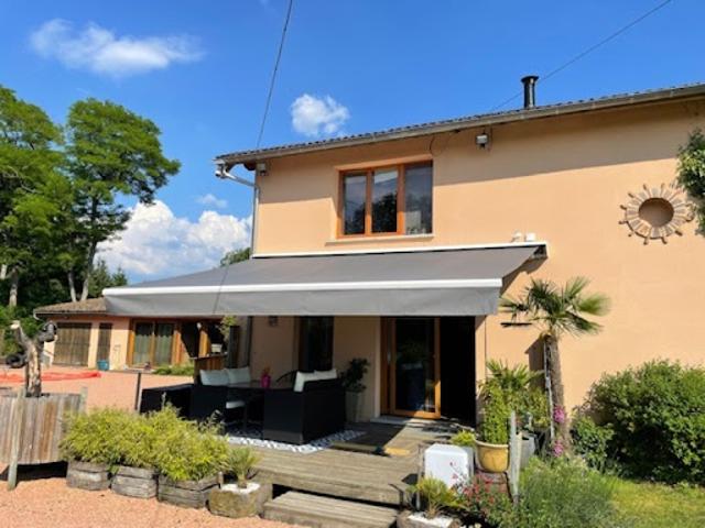 Vente Propriété 6 pièces 170 m2 Puy Guillaume
