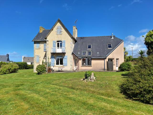Vente Propriété 6 pièces 185 m2 Trebeurden