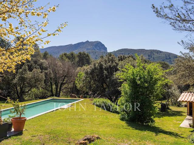 Vente Propriété 6 pièces 210 m2 Aix en Provence