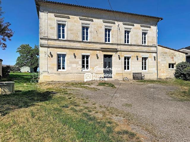 Vente Propriété 6 pièces 211 m2 Saint Emilion