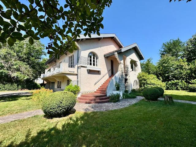 Vente Propriété 6 pièces 220 m2 Pau