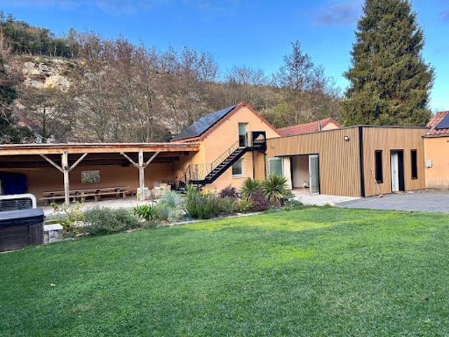 Vente Propriété 6 pièces 230 m2 Les Eyzies