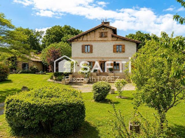 Vente Propriété 6 pièces 230 m2 Puybegon