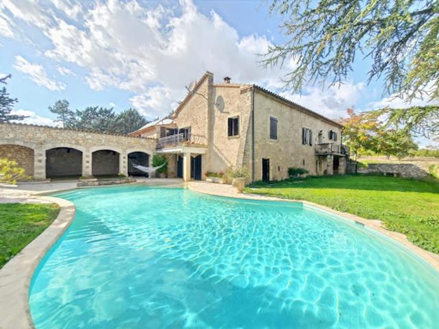 Vente Propriété 6 pièces 231 m2 Mane