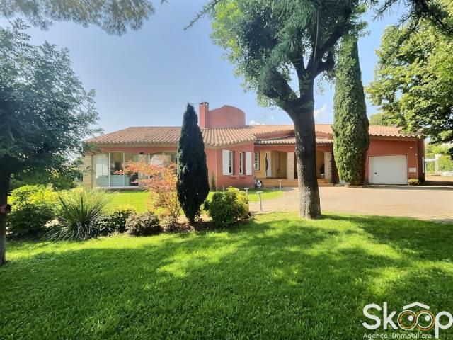 VENTE PROPRIÉTÉ 6 PIÈCES AVEC DÉPENDANCES ET TERRAIN DIVISIBLE 34820 TEYRAN
