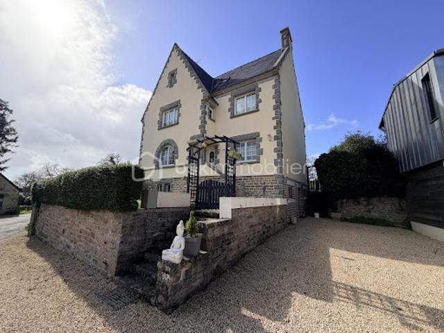 Vente Propriété 8 pièces 167.11 m2 Concarneau