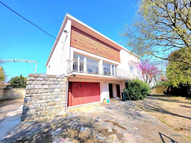 Vente Propriété 8 pièces 168.77 m2 Montelimar