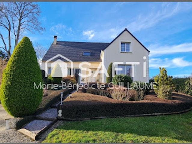 Vente Propriété 8 pièces 196 m2 Montigny les Monts