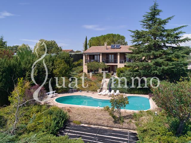 Vente Propriété 8 pièces 196.37 m2 Valensole