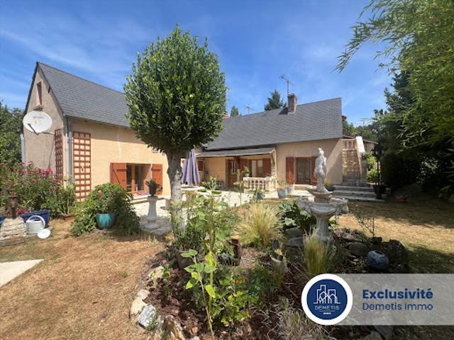 Vente Propriété 8 pièces 207 m2 Aubigné Racan